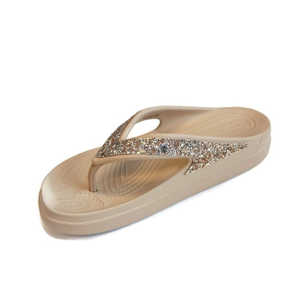 CROCS Womens Sz 10 Sloane Glitter Wedge Flip Flops Lightweight Sandals Chai Gold - Picture 4 of 10